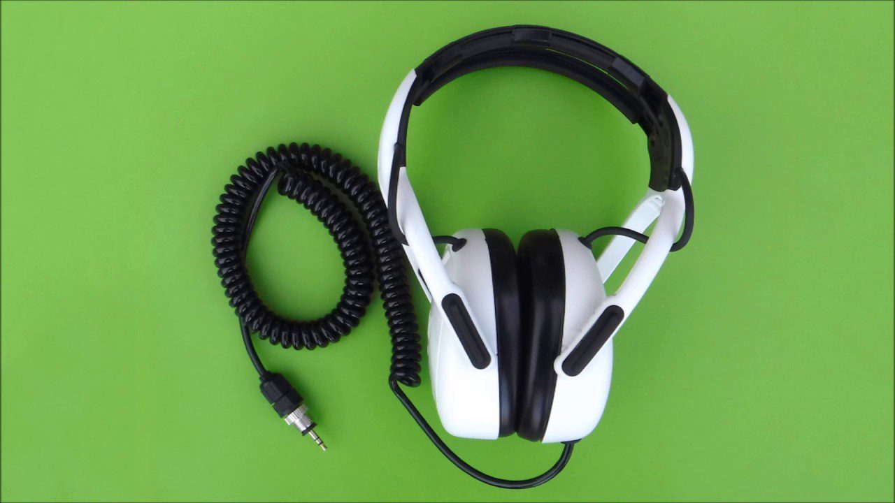 Tony Eisenhower Headphones